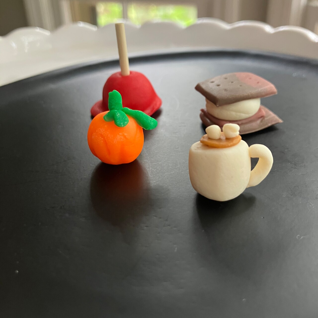 Kids Club Sculpt Mini Foods with Creatology
